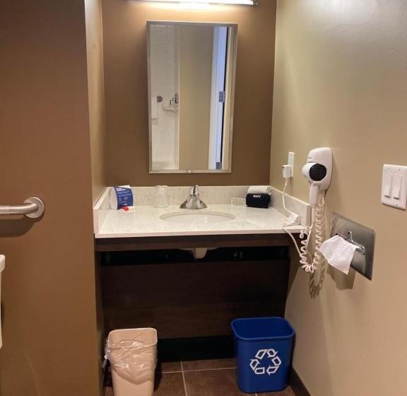Люкс, Microtel Inn & Suites By Wyndham Timmins