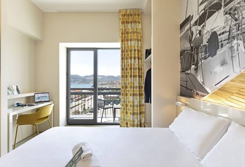 اتاق استاندارد با چشم‌انداز دریا, B&b Hotel Savona