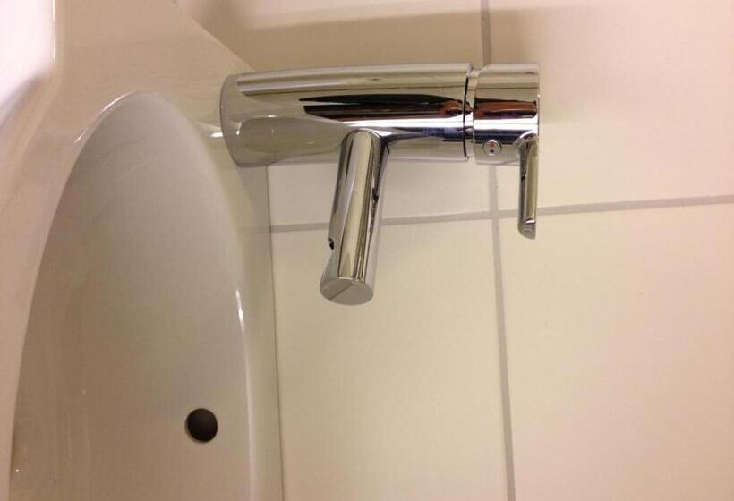 غرفة قياسية ثلاثية, Best Western Uppsala