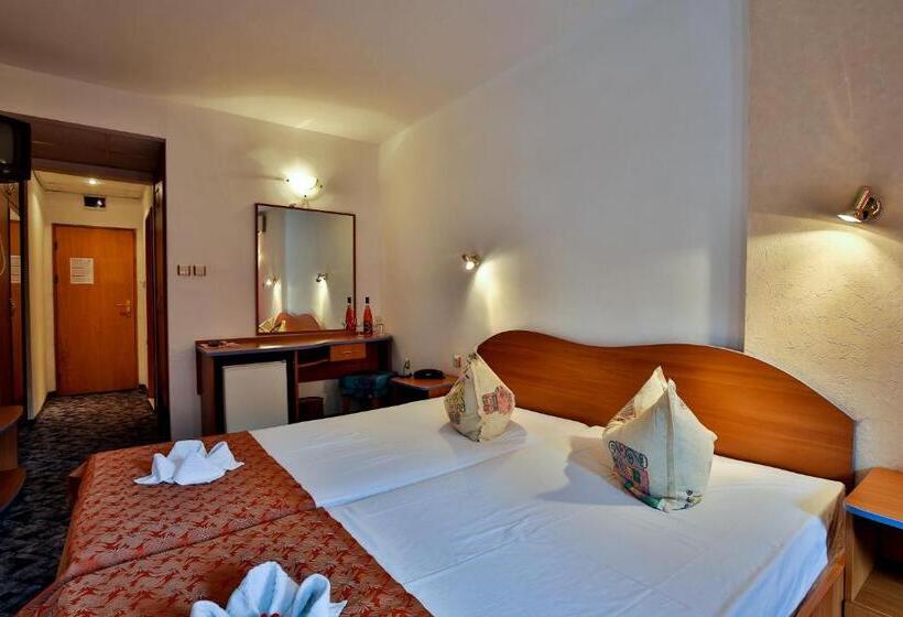 Номер Стандарт, Kamchia Park Hotel   All Inclusive & Free Parking