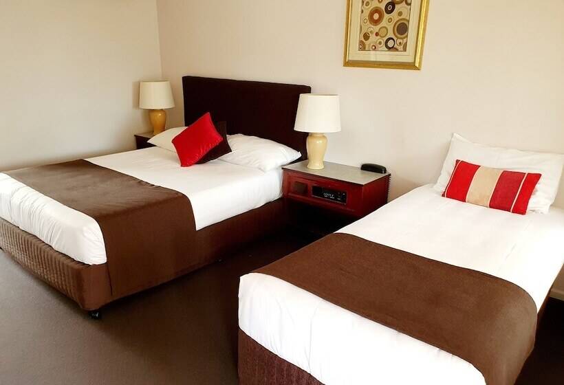 스탠다드 룸, Mcnevins Warwick Motel