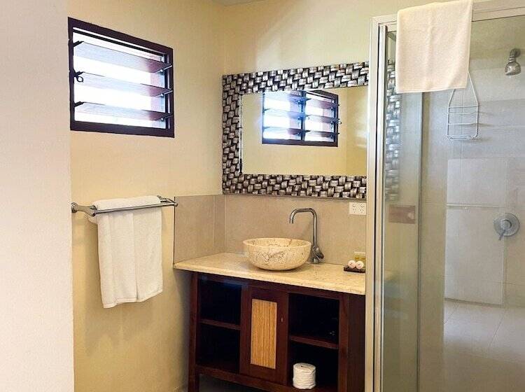 استودیو استاندارد با چشم‌انداز, Nasama Resort