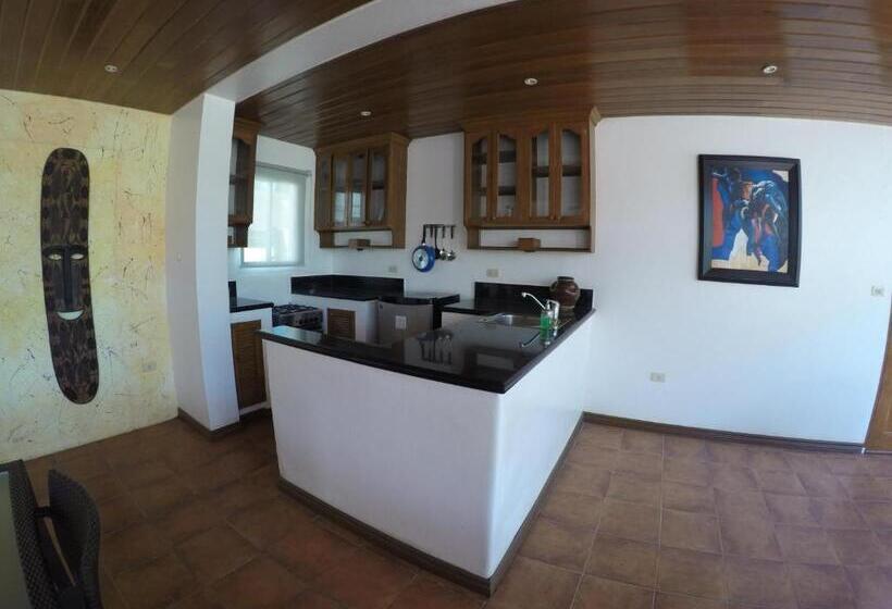 סוויטה, Pinjalo Resort Villas   Jade Hill Project Property Development