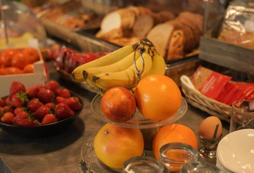 Номер бизнес-класса, Restaurant De Leygraaf