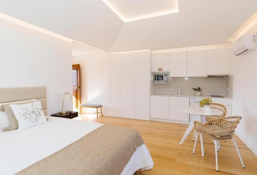 스탠다드 스튜디오, Casa Vieira Lobo