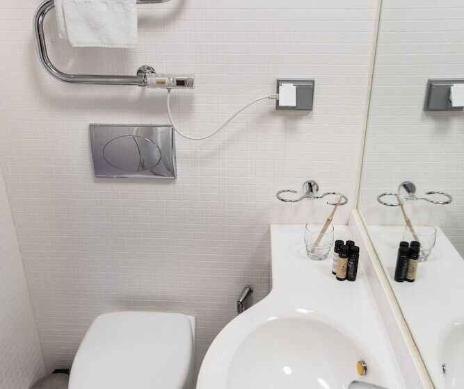 Номер Deluxe, Generator Stockholm