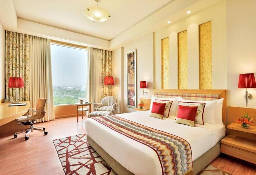 Номер Премиум, Radisson Noida