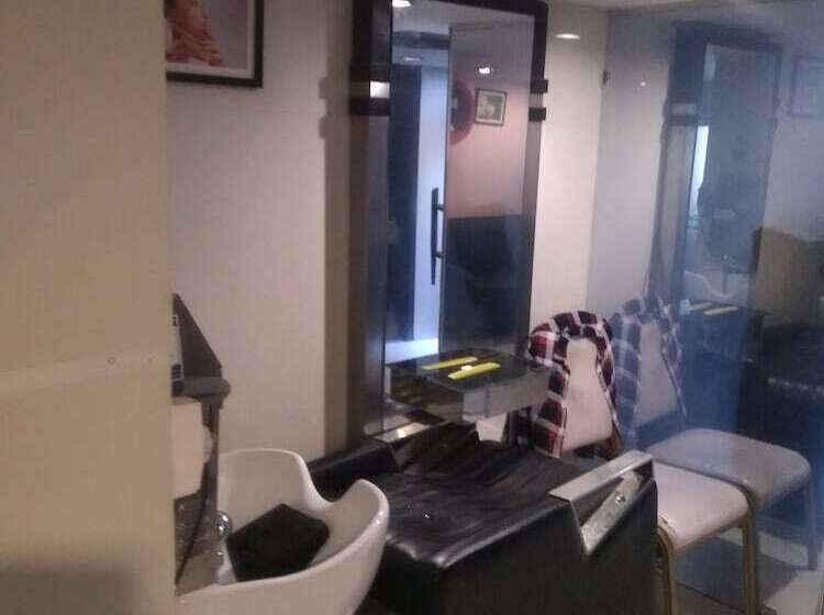 اتاق لوکس, Rajshree & Spa