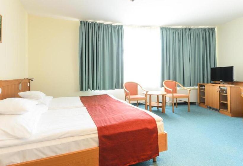 Люкс с гидромассажем, Hunguest Hotel Aqua Sol
