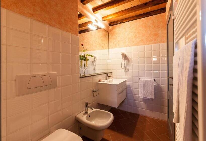 带1个卧室带花园景观的公寓, Agriturismo Relais Campiglioni