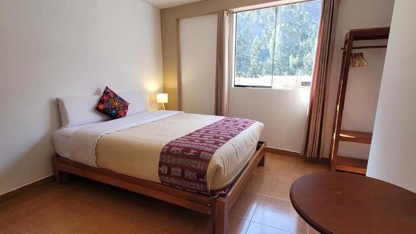 اتاق استاندارد با چشم‌انداز کوهستان, Ayllu B&b Ollantaytambo