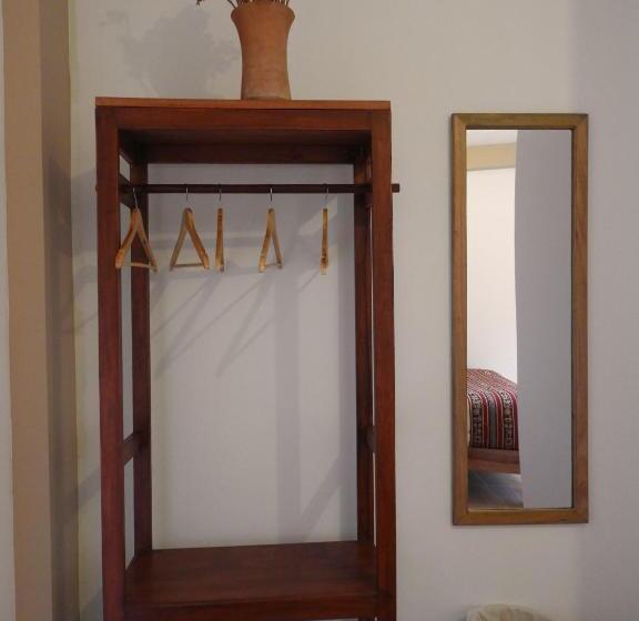اتاق استاندارد با چشم‌انداز کوهستان, Ayllu B&b Ollantaytambo