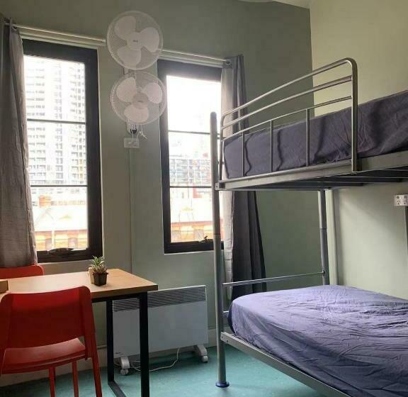 חדר סטנדרט יחיד, Carrichostel