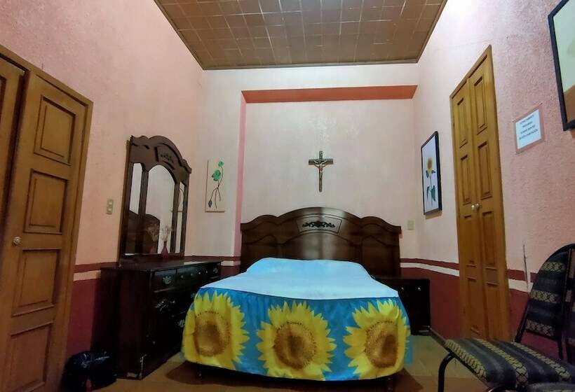 Quarto Estandar, Oyo  Posada Santa Cecilia, Jerez Zacatecas