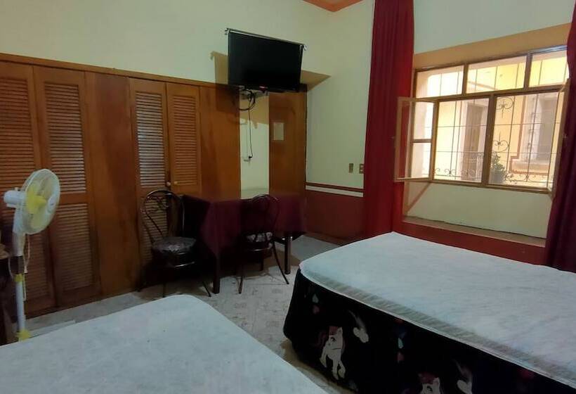 Quarto Superior, Oyo  Posada Santa Cecilia, Jerez Zacatecas
