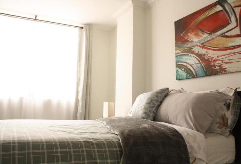 Apartamento 3 Dormitórios, Apartahotel Kelly
