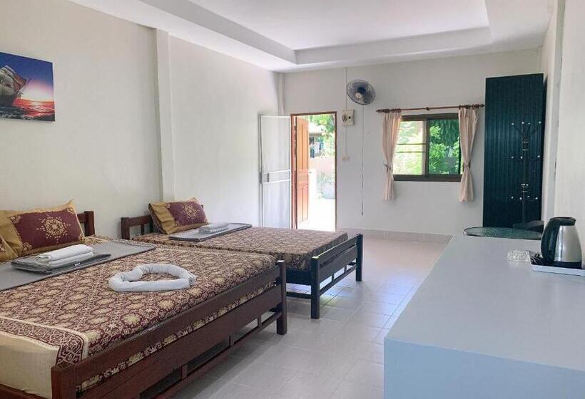 Quarto Triplo Estandar, Sabye~sabye