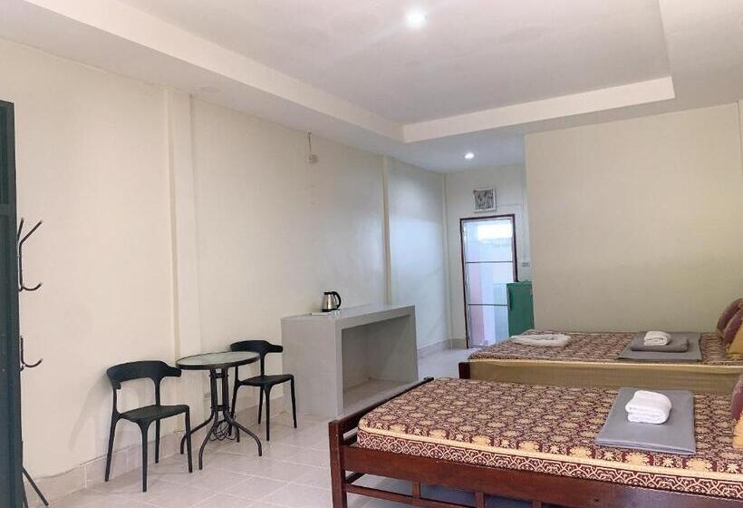Quarto Triplo Estandar, Sabye~sabye