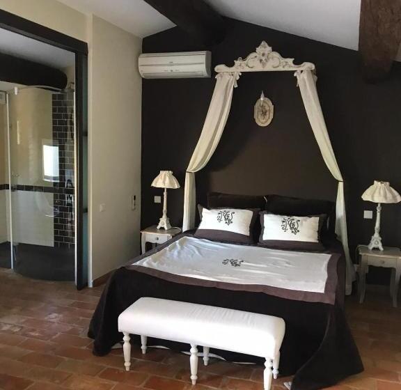 Полулюкс, Domaine Du Moulin De Villefranche