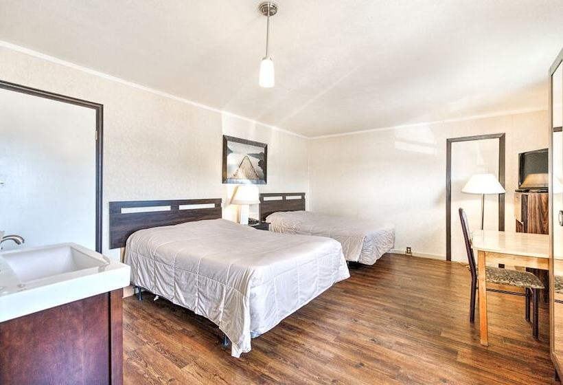 Номер Стандарт 2 Двуспальные Кровати, Motel Grande Ile