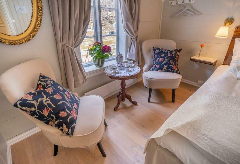 Номер Deluxe, Husum