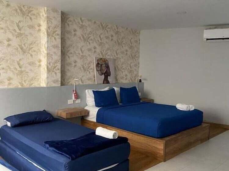 四人标准间, Dreamer Beach Club