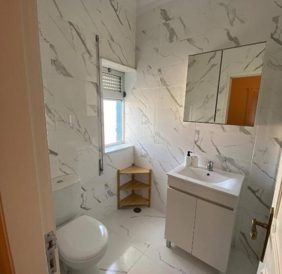 Апартаменты 3 Спальни, Zulla House