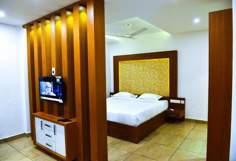 Люкс Deluxe Кровать Кинг, Aura Residency