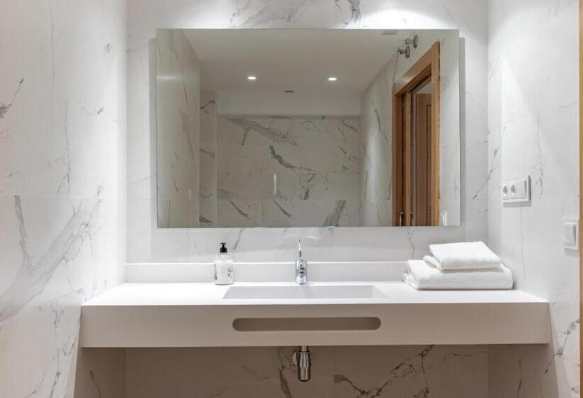 Quarto Deluxe, Eightrooms La Rioja Pension