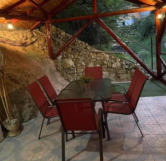 ویلای 1 خوابه, Vila Maria Dambovicioara