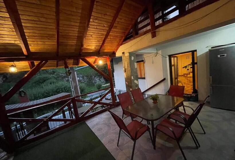 اتاق استاندارد, Vila Maria Dambovicioara