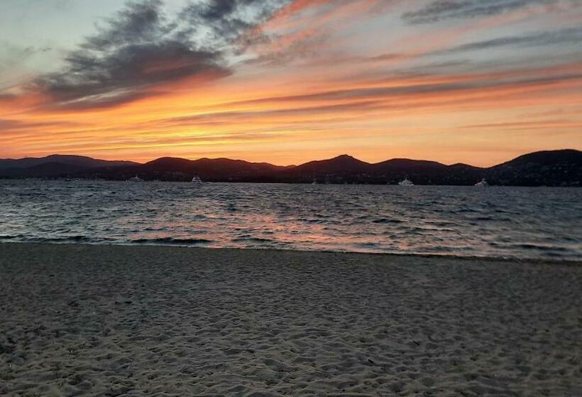 풀장 전망 디럭스 룸, Villa Playa Del Sol  B4