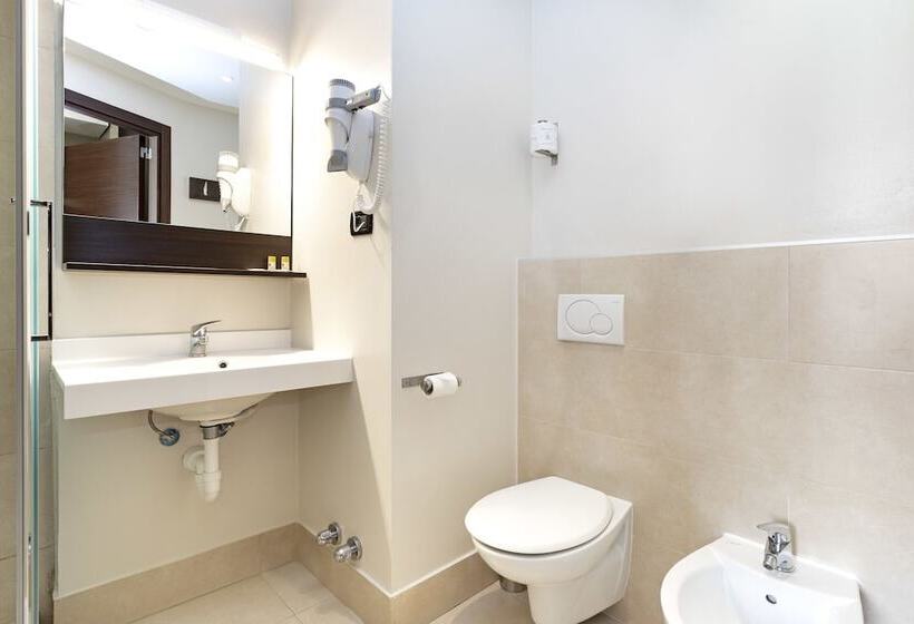 اتاق استاندارد, B&b Hotel Torino Orbassano