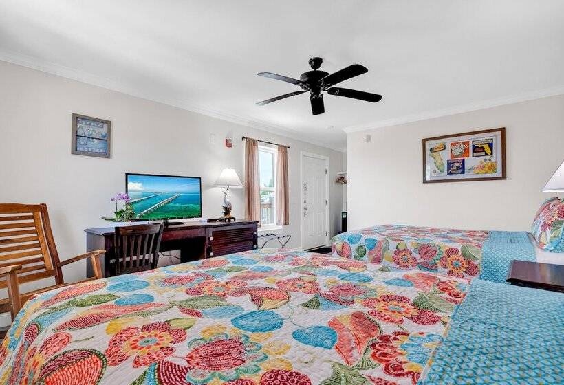 デラックスルーム, Coconut Cay Resort