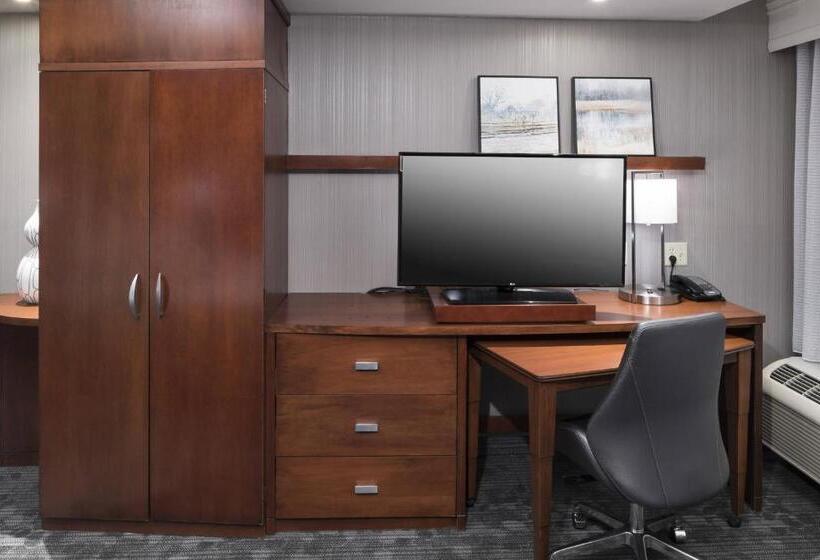 Номер Стандарт, Courtyard By Marriott West Orange