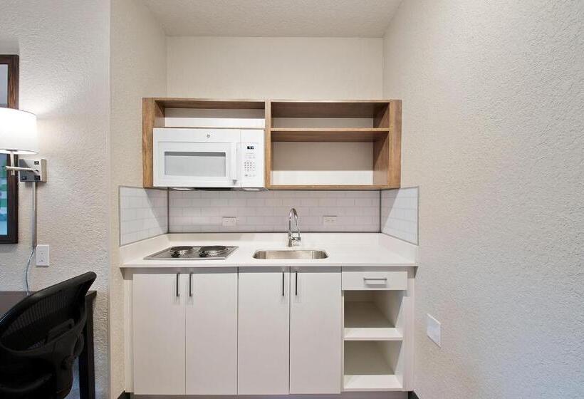 Студия Deluxe, Extended Stay America Premier Suites  Miami  Airport  Doral  25th Street