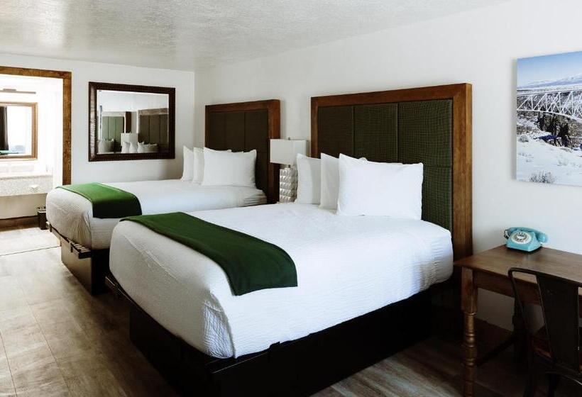 Номер Deluxe Кровать Куин, Taos Valley Lodge