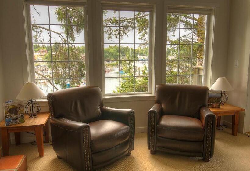 디럭스 스위트 킹 침대, Waters Edge Shoreside Suites