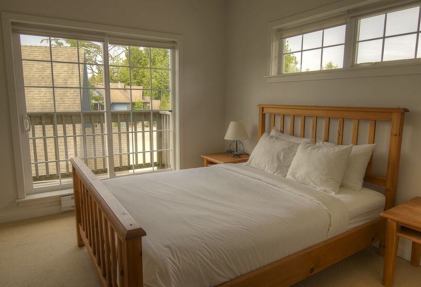 Люкс Deluxe 2 Спальни, Waters Edge Shoreside Suites