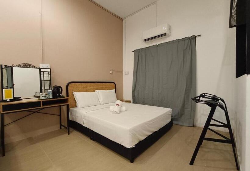 Семейный Номер, The Lov Penang
