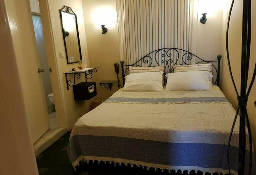 Номер Стандарт, A&b Home