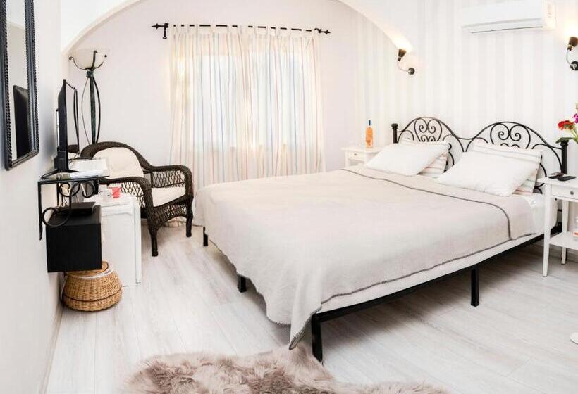 Номер Стандарт, A&b Home