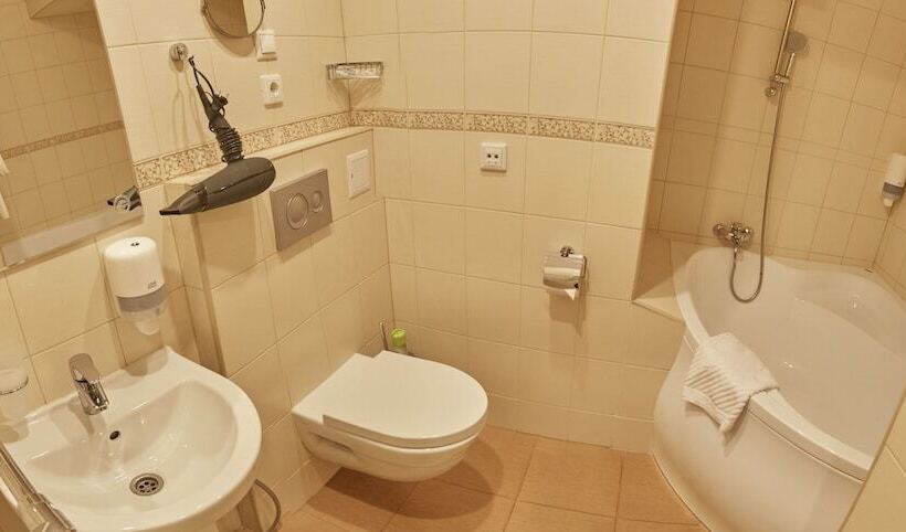 Quarto Superior, Le Vashoff