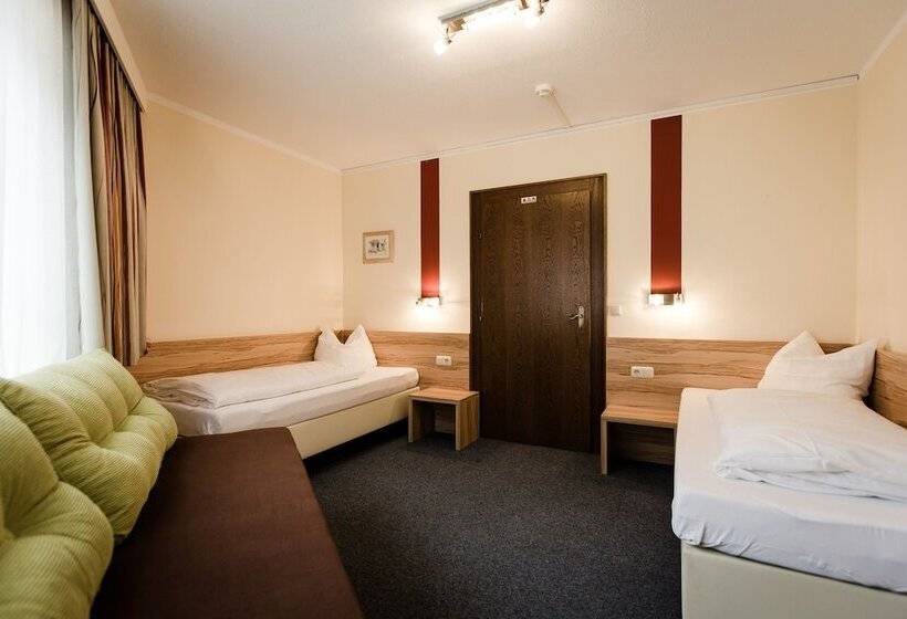 Семейные Апартаменты 3 Спальни, Aparthotel Dorfplatzl Garni