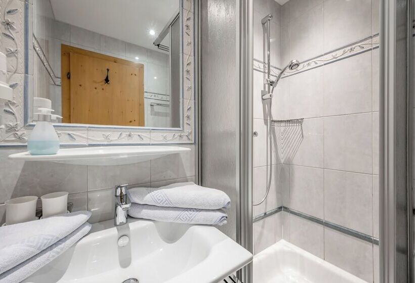 Студия Стандарт, Landhaus Edelweiss