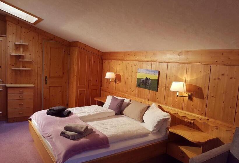 Номер Стандарт, Bauernhof Oberscheffau