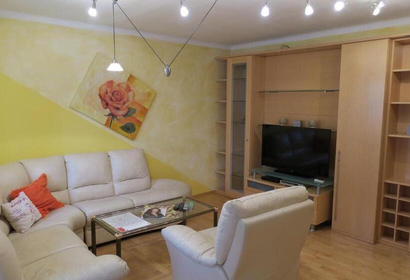 3 Bedroom Suite, Restaurant Böck Roter Hahn