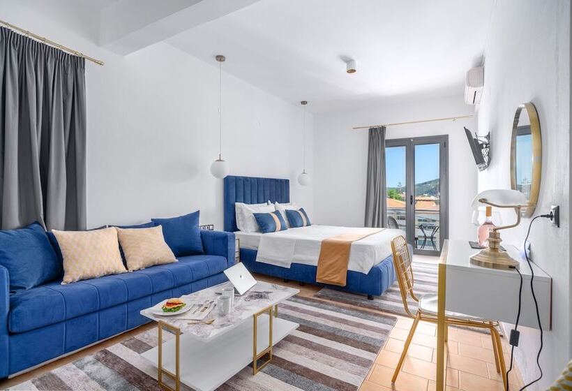 استودیو لوکس با چشم‌انداز دریا, Mr P. Boutique Residence