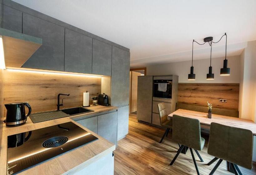 Апартаменты 2 Спальни, Das Lindtal   Appartements