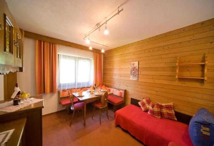 Апартаменты 2 Спальни, Gästehaus Bergland